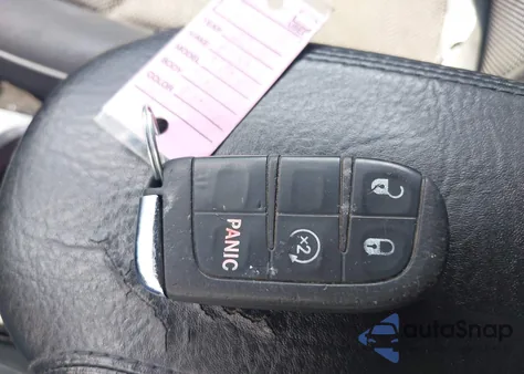 2016 Fiat 500X Trekking z USA, uszkodzony, nr VIN ZFBCFYCT6GP391983